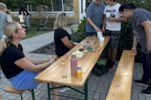 Sv. omša Veni Sancte a po nej opekačka